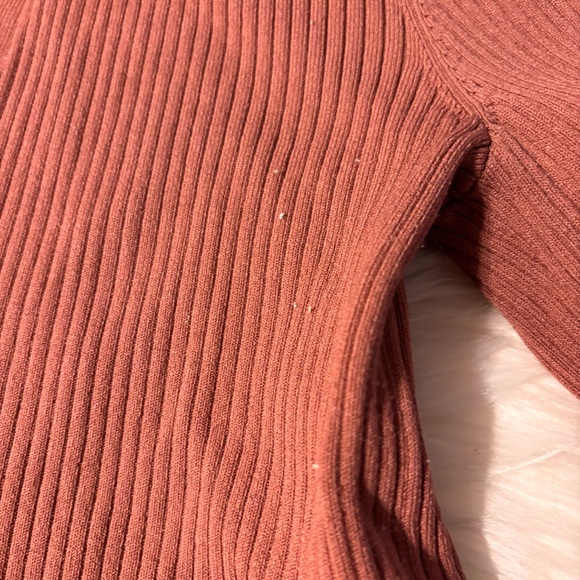 Babaton ARITZIA Sculpt Knit Polo Longsleeve Size Large GUC - Picture 5 of 6